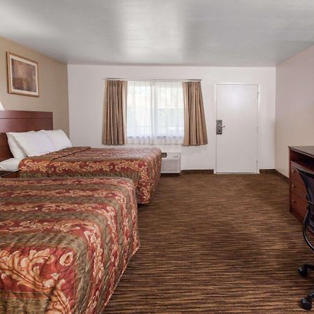 Travelodge By Wyndham Hemet Ca Εξωτερικό φωτογραφία