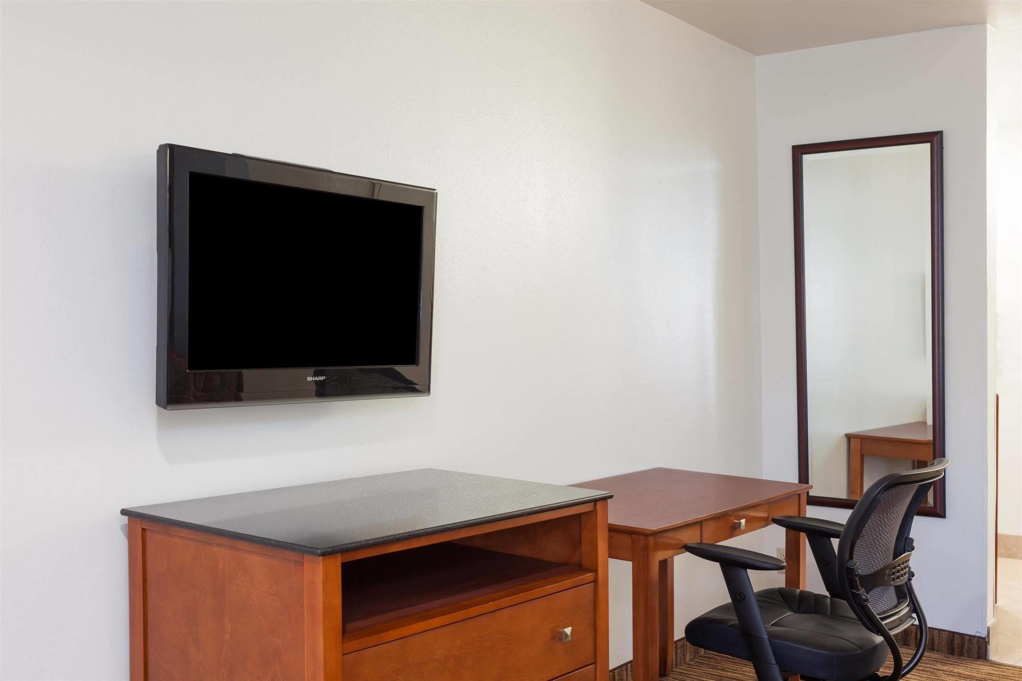 Travelodge By Wyndham Hemet Ca Εξωτερικό φωτογραφία